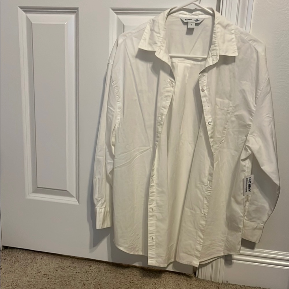 Old Navy White The Boyfriend Button Down Shirt NWT